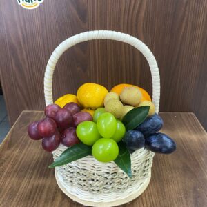Octomini Fruits hampers